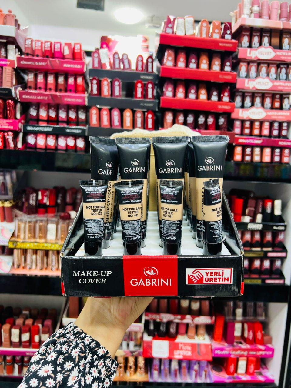 WhatsApp-Image-2025-07-02-a-15.53.23_3b7cf20b.jpg Fond de Teint Haute Couvrance – GABRINI Make-Up Cover – Image 1