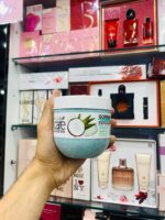 Gamme de Gommages Visage & Corps – FLUX CARE