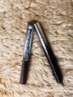 EYE BROWS – Le stylo précision pour des sourcils parfaits – Image 3