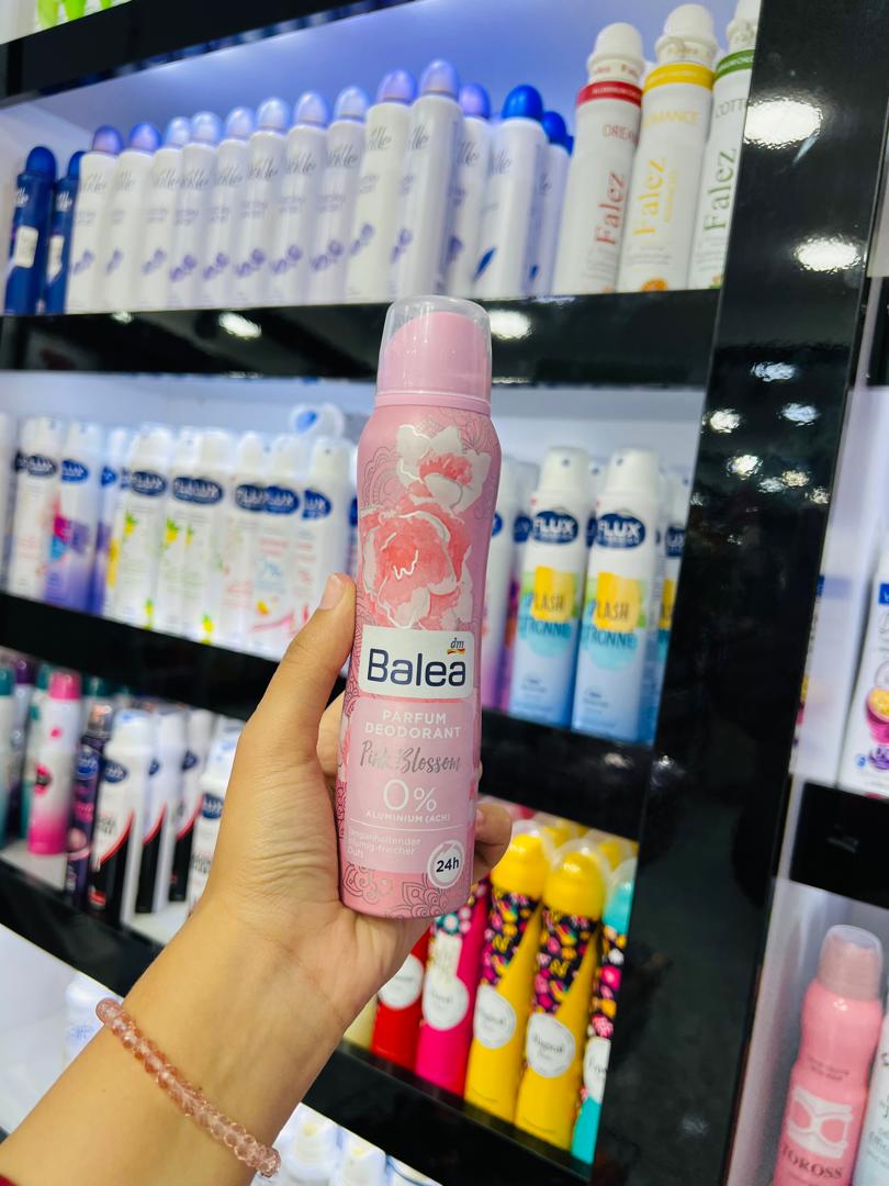 WhatsApp-Image-2025-07-27-a-16.02.05_55299224.jpg 🌸 Balea Déodorant Parfumé Pink Blossom – Image 1