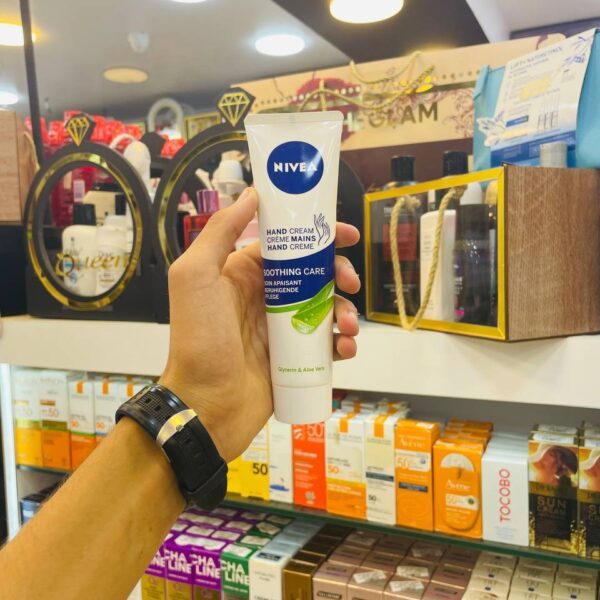 Nivea Crème Mains Soothing Care